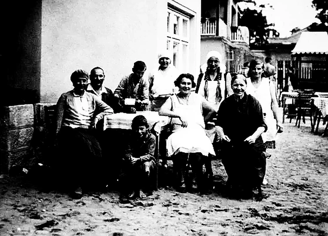 Historic photograph of Pension RUT